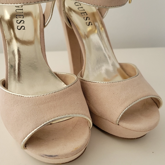 Blush Guess heels. Size 5 1/2. - Picture 4 of 7